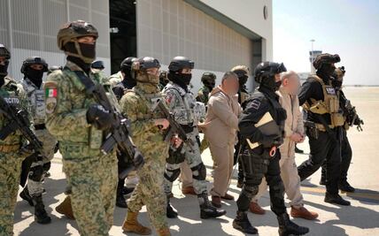 FOTOS: Así fue el traslado de los 29 capos entregados a EU; participan más de 3 mil 500 elementos