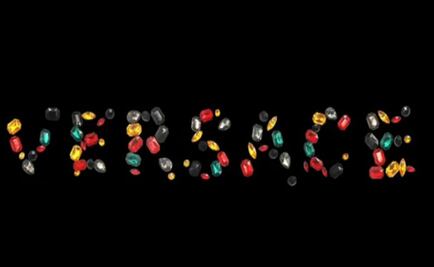 Gigi Hadid, Kaia Gerber y Naomi Campbell te enseñan a pronunciar correctamente Versace