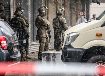 Hombre toma rehenes en ciudad alemana de Dresde y fallece durante detención