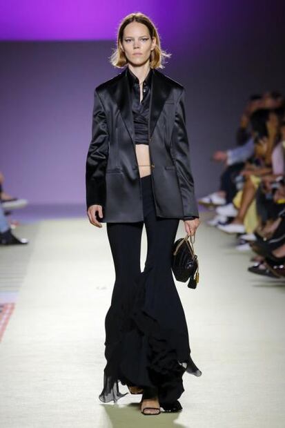 Alerta tendencia: los pantalones de tiro bajo están de regreso