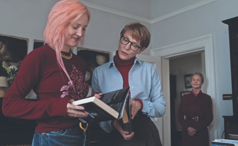 En el segmento de Dublín, Cate Blanchett interpreta a una mujer que viaja para ver a su hermana, en un encuentro marcado por los silencios del pasado. Foto: MUBI