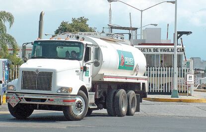 Pemex denuncia ante PGR fraude en venta de combustibles