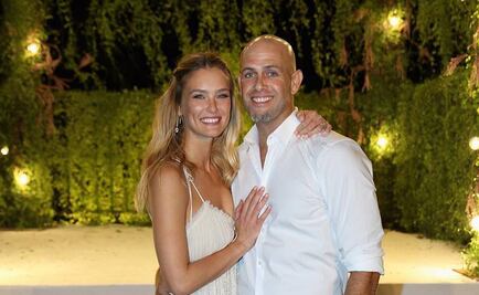Bar Refaeli comparte su primera foto de boda