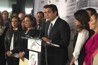 García Cabeza de Vaca ofrece disculpa pública a joven por chat sexual