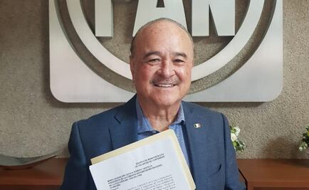 Ruffo se inscribe a la contienda por la presidencia del PAN