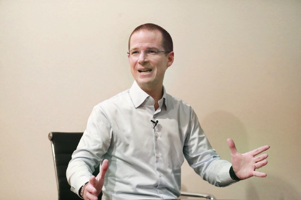 Ricardo Anaya asegura que la coalición que encabeza es “muy parecida” en objetivos a la que gobernó Chile por 20 años (ALEJANDRO ACOSTA. EL UNIVERSAL)