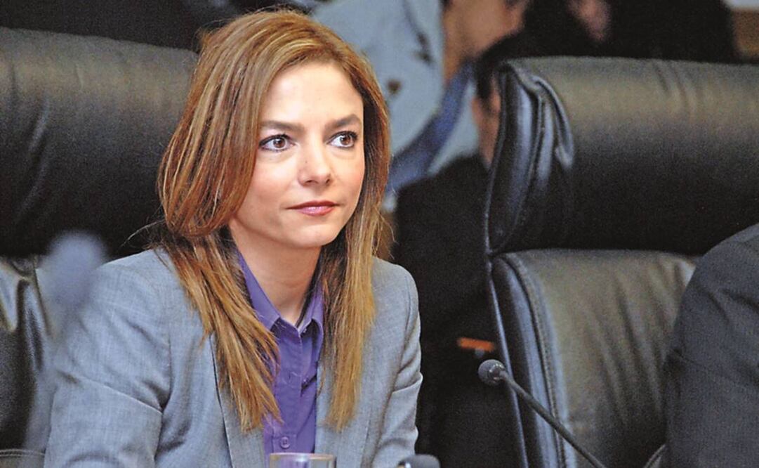 La consejera Carla Humphrey sostuvo que el término del periodo para tramitar la credencial para votar no busca afectar ni beneficiar a una fuerza política ni precandidatura. Foto: archivo/EL UNIVERSAL