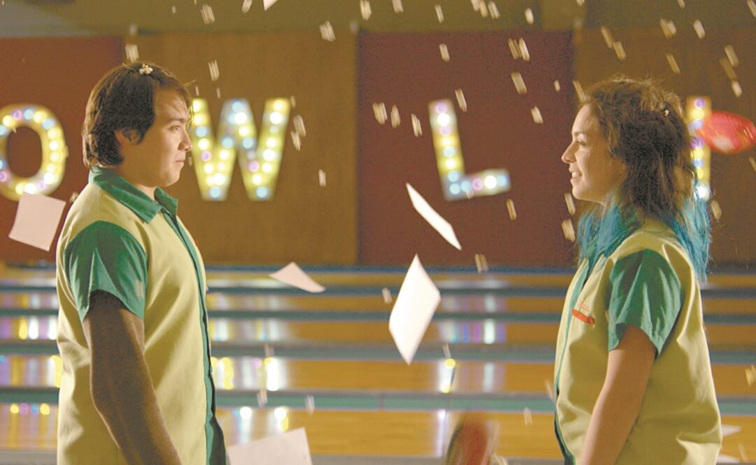 Dirige la cinta sobre un empleado de boliche enamorado de una rebelde. Foto: CCC