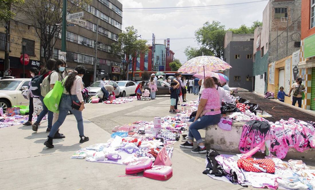 Tianguis de hello kitty. Foto: René Villeda/EL UNIVERSAL