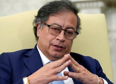 Día de la Independencia en Colombia: Petro llega 3 horas tarde a desfile militar y le llueven abucheos