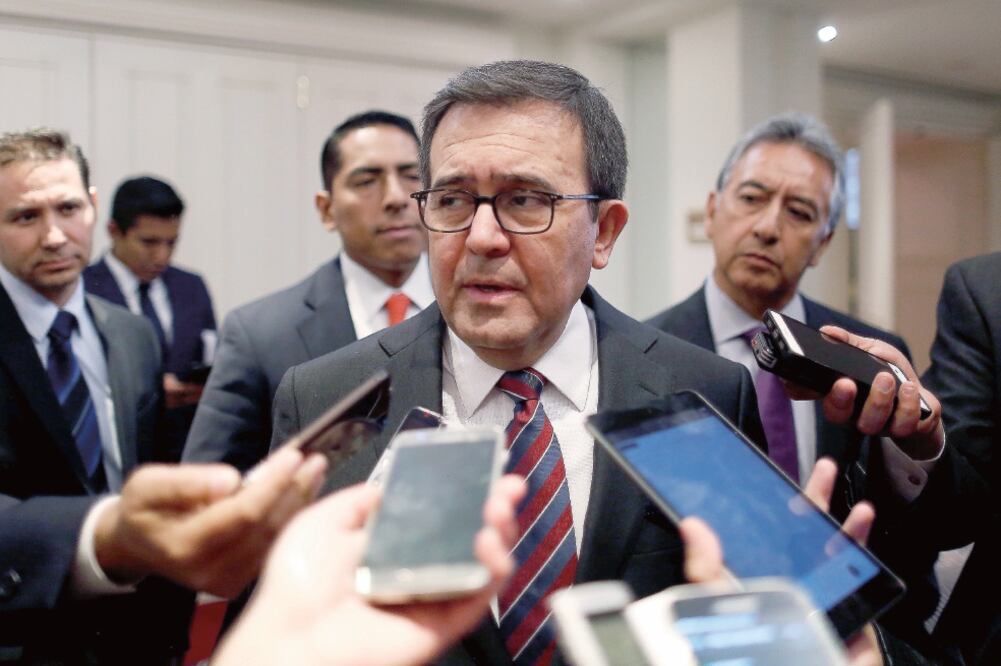 Opinión Ildefonso Guajardo consideró que se deben enfocar en áreas de oportunidad que sirvan a los tres países (CARLOS JASSO. REUTERS)