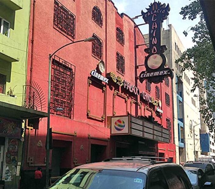 Ir al cine era como entrar a un palacio...chino