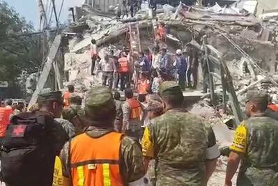 Sobreviviente de sismo da testimonio