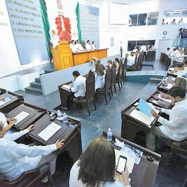 Aprueba Congreso reducir a 5 regidores en municipios