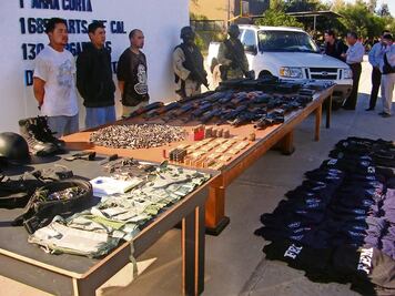 Clonar uniformes, estrategia del crimen