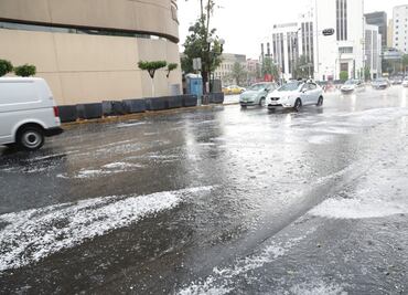 Reportan vialidades afectadas por caída de granizo en la CDMX