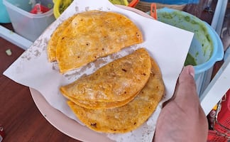 Cómo hacer el aceite para los tacos de canasta