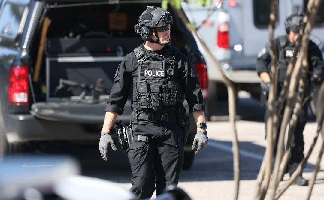 Socorristas están enviando a las víctimas a hospitales cercanos. Foto: AP