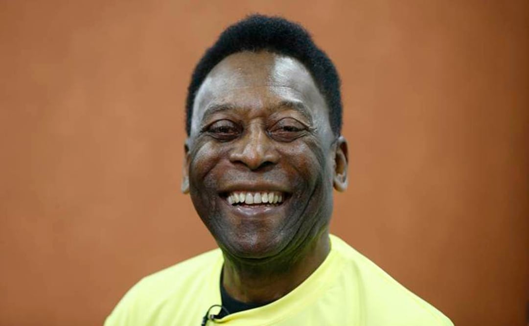 Pelé prefiere el futbol del argentino. AP