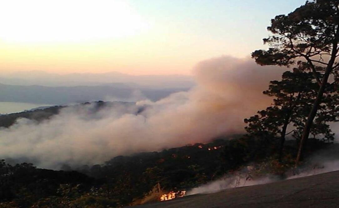 Fire in Valle de Bravo - Photo: Courtesy