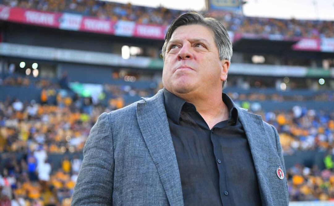 Miguel Herrera sigue manteniendo el sueño de dirigir a una selección. Foto: Imago7.