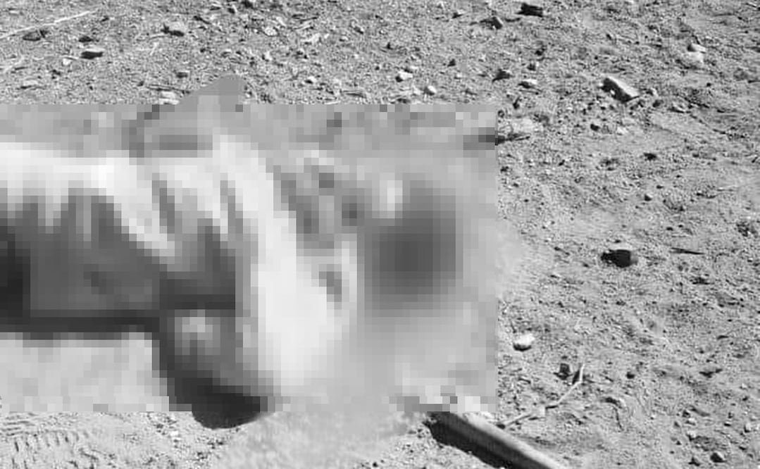 El cuerpo fue abandonado a la orilla de la carretera Actopan-Boxaxni. Foto: Especial