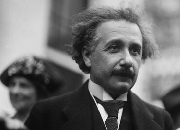 Donan el manuscrito de Einstein que redactó tras recibir el Nobel