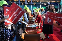 Trumpapalooza: el carnaval que promueve las políticas del presidente; convención republicana llega previo a elecciones intermedias