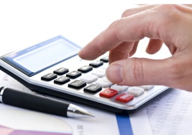 En 2017, familias enfrentarán economía difícil: Banco Base