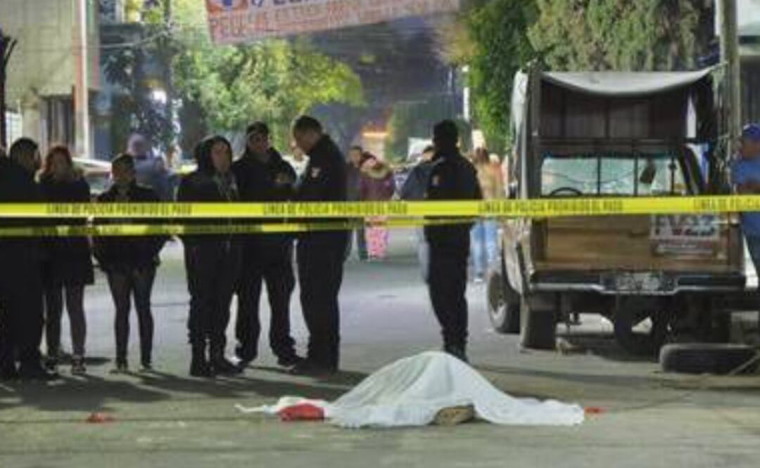 Foto: Especial/El Universal/ El agresor fue detenido entre los negocios del bazar 