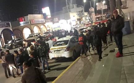 Migrantes se amotinan en puente internacional Reynosa-Hidalgo