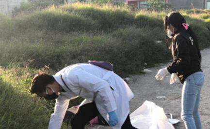 Hallan dos cuerpos con heridas de bala en paraje de Ecatepec