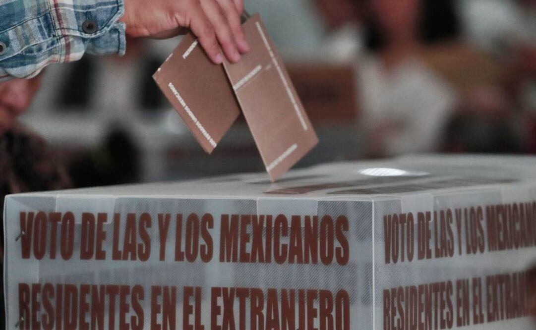 Voto de mexicanos en el extranjero / Foto: Archivo. EL UNIVERSAL