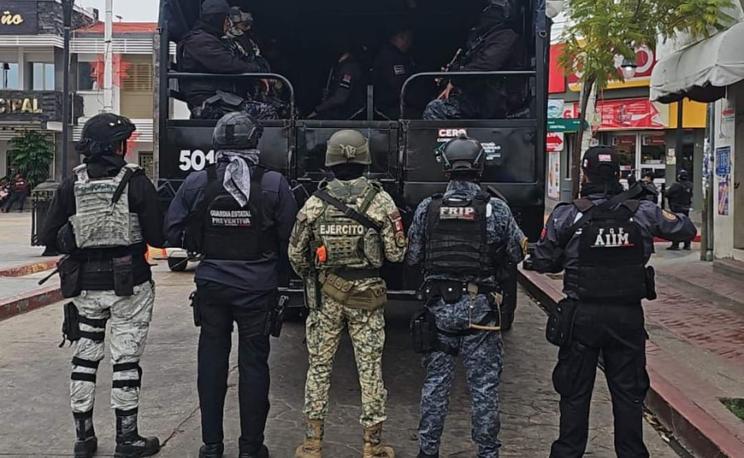 Detienen a 157 policías en Chiapas; presuntos vínculos con la delincuencia organizada.
Foto: Especial.