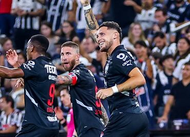 Rayados vence a Santos con polémica incluida