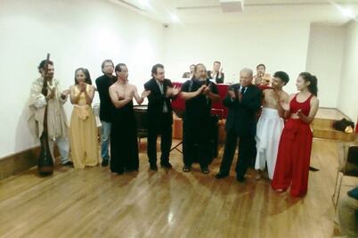 Reflexivo homenaje al poeta Roberto López Moreno