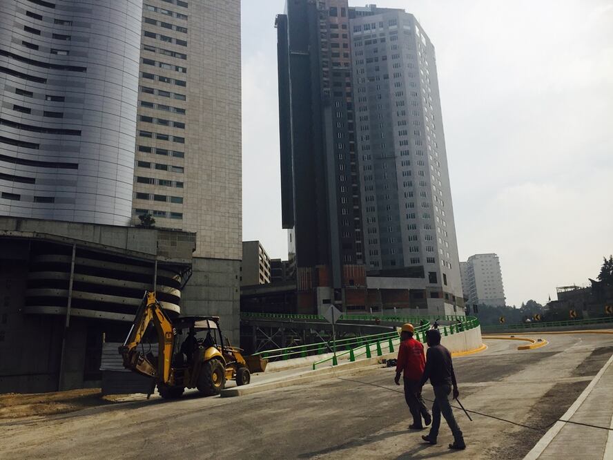 Vialidad de Hueyetlaco está prácticamente lista para ser inaugurada y unir DF y Edomex. (Foto: Rebeca Jimenez)