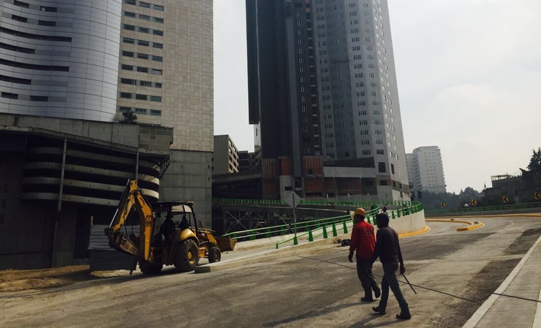 Vialidad de Hueyetlaco está prácticamente lista para ser inaugurada y unir DF y Edomex. (Foto: Rebeca Jimenez)