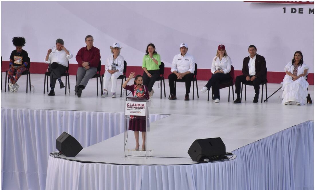 Claudia Sheinbaum en el Zócalo de la CDMX. Foto: Eduardo Castañeda/ EL UNIVERSAL