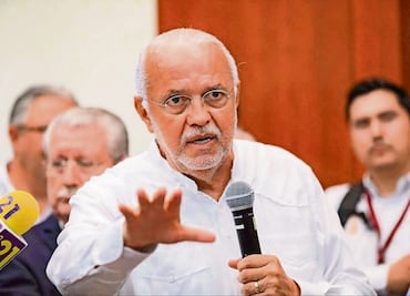 Góber Navarro acusa compló para obra en terminal aérea