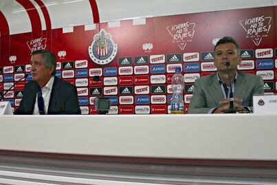 Chivas renunciaría a su tradición y contrataría a un jugador extranjero