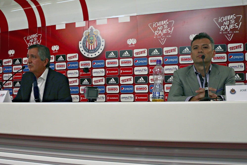 Chivas renunciaría a su tradición y contrataría a un jugador extranjero