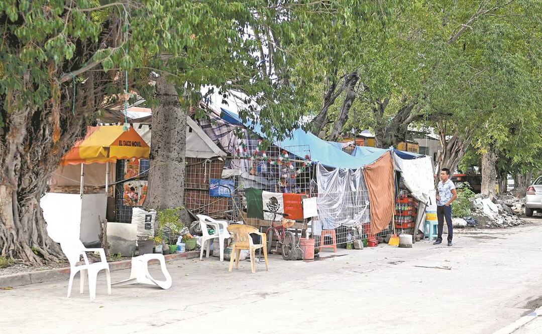 En la colonia Emiliano Zapata, a un costado del centro de Jojutla, las calles aún presentan las cicatrices del terremoto. Foto: TONY RIVERA. EL UNIVERSAL