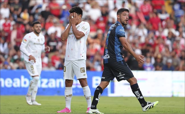 Toluca pierde su impresionante invicto con Querétaro y se aleja del superliderato de Chivas 