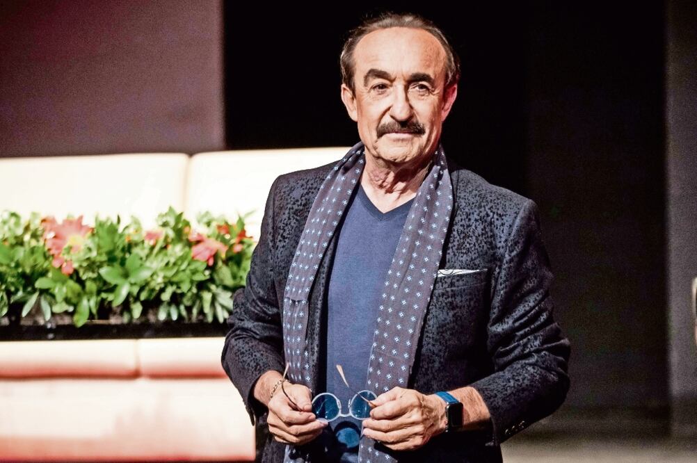 El músico se encuentra al pendiente de la salud del cantante mexicano. (C. ROGEL BLANQUET. EL UNIVERSAL)