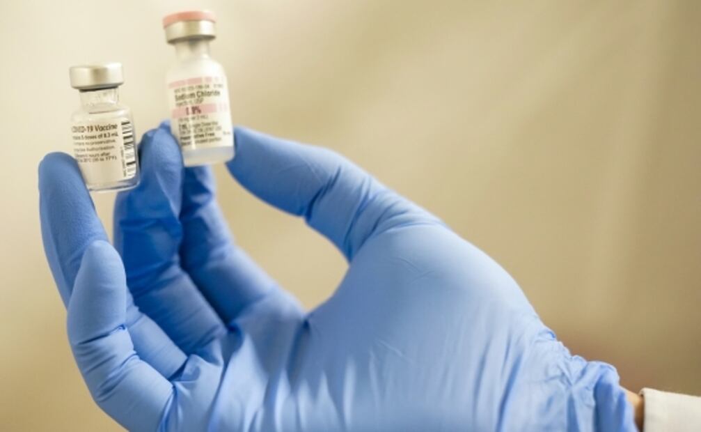 Alertan que variantes del Covid-19 pueden socavar eficacia de vacunas