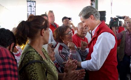 Ofrece Alfredo del Mazo "salario rosa" para amas de casa