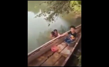 Sujeto se baña desnudo con niña de 7 años en río de Tabasco y lo confrontan