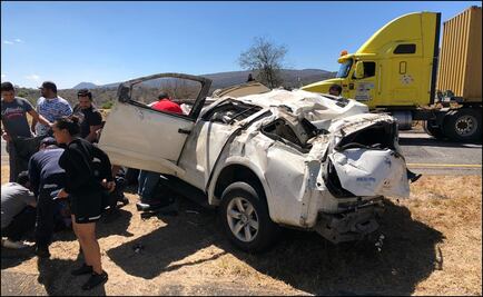 Se accidenta equipo de Univisión rumbo a Morelia