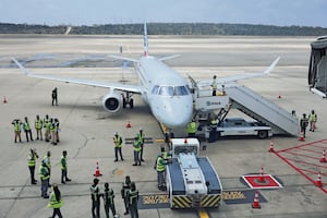 Se reanudan vuelos directos entre EU y Venezuela